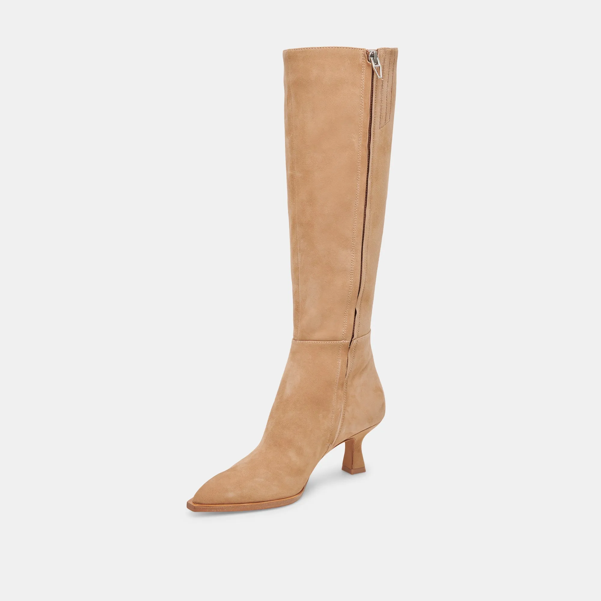 AUGGIE WIDE CALF BOOTS CAMEL SUEDE