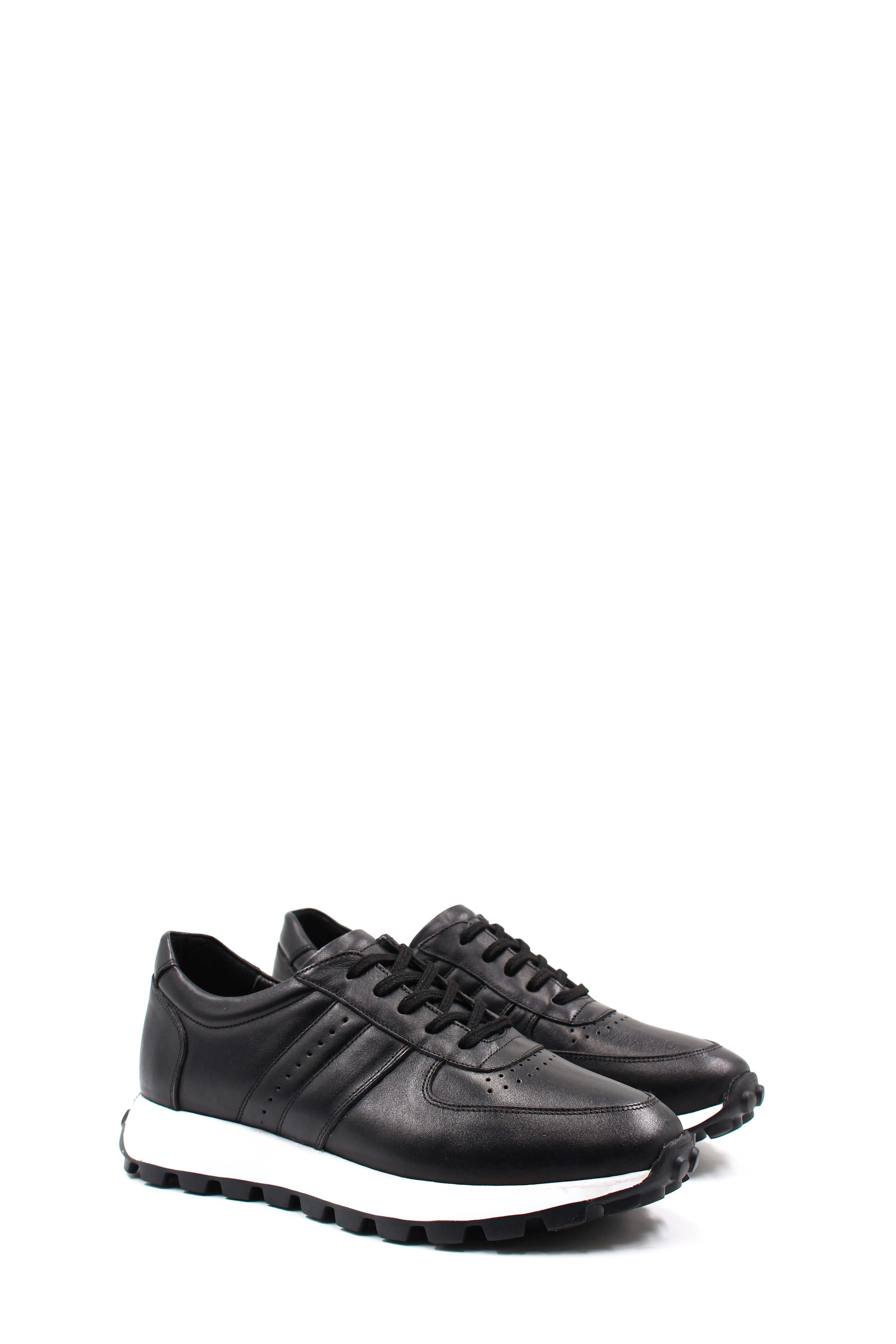 Black Leather Running Sneakers Wessi