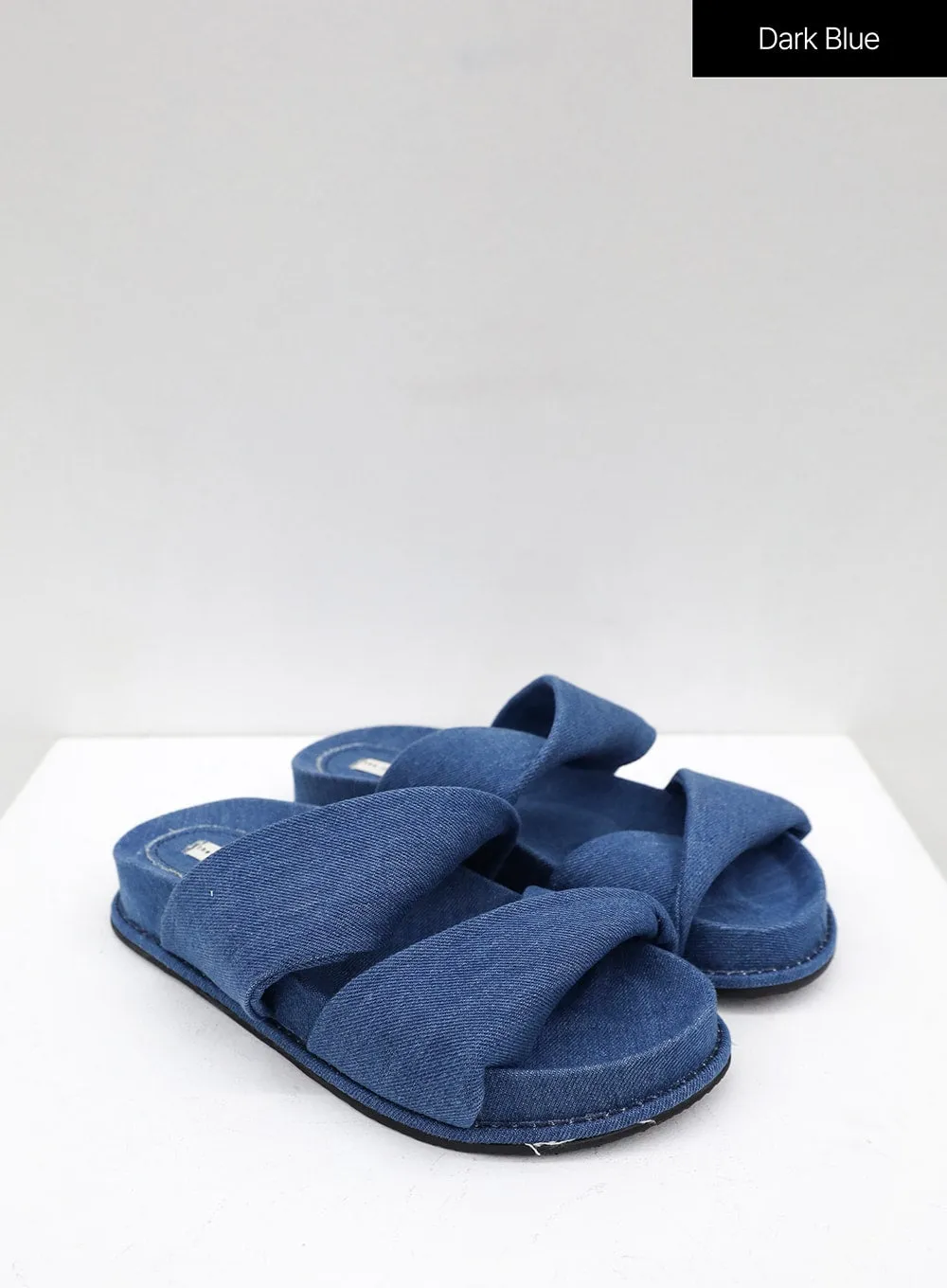 Bold Slippers OU28