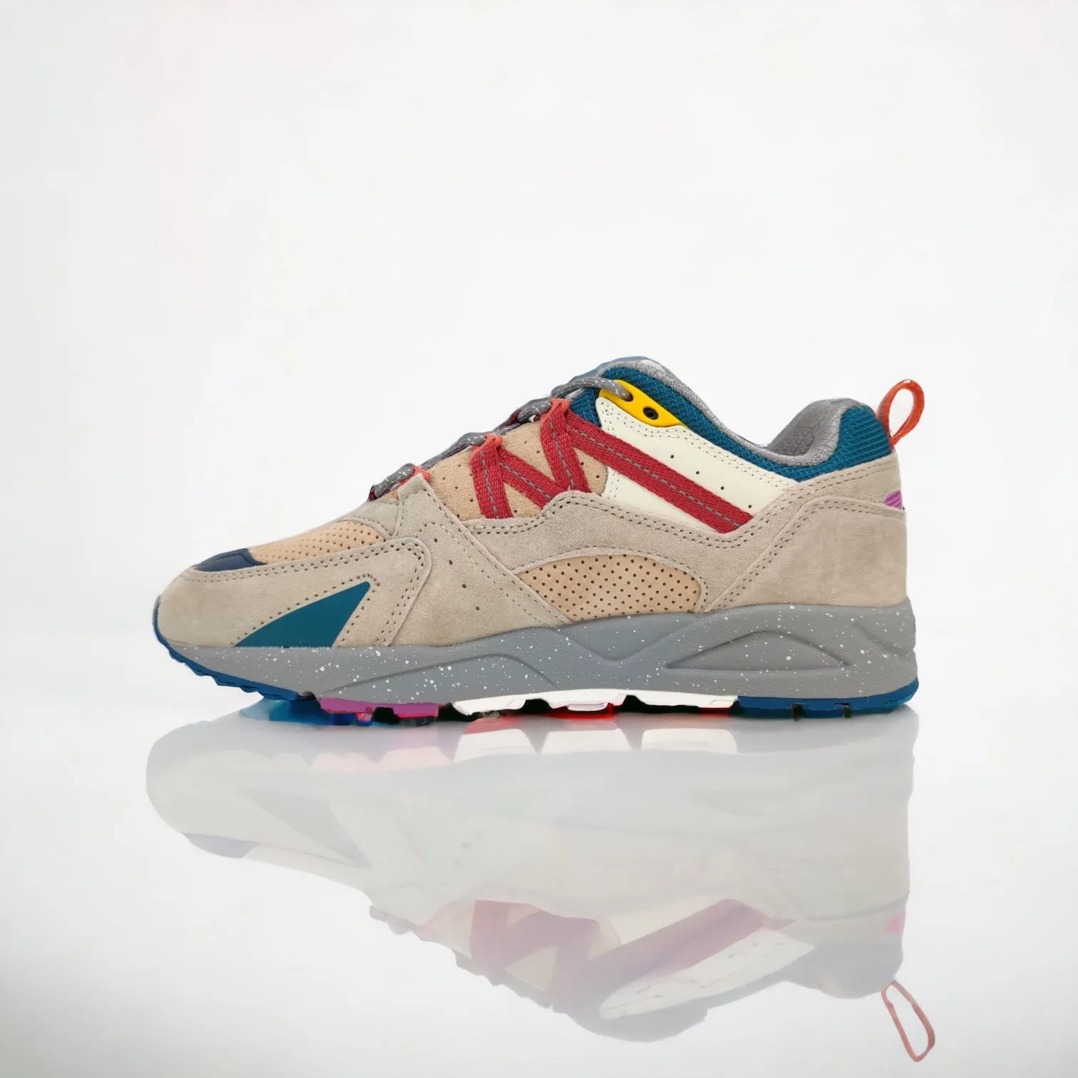 Karhu Fusion 2.0 Silver Lining / Mineral Red