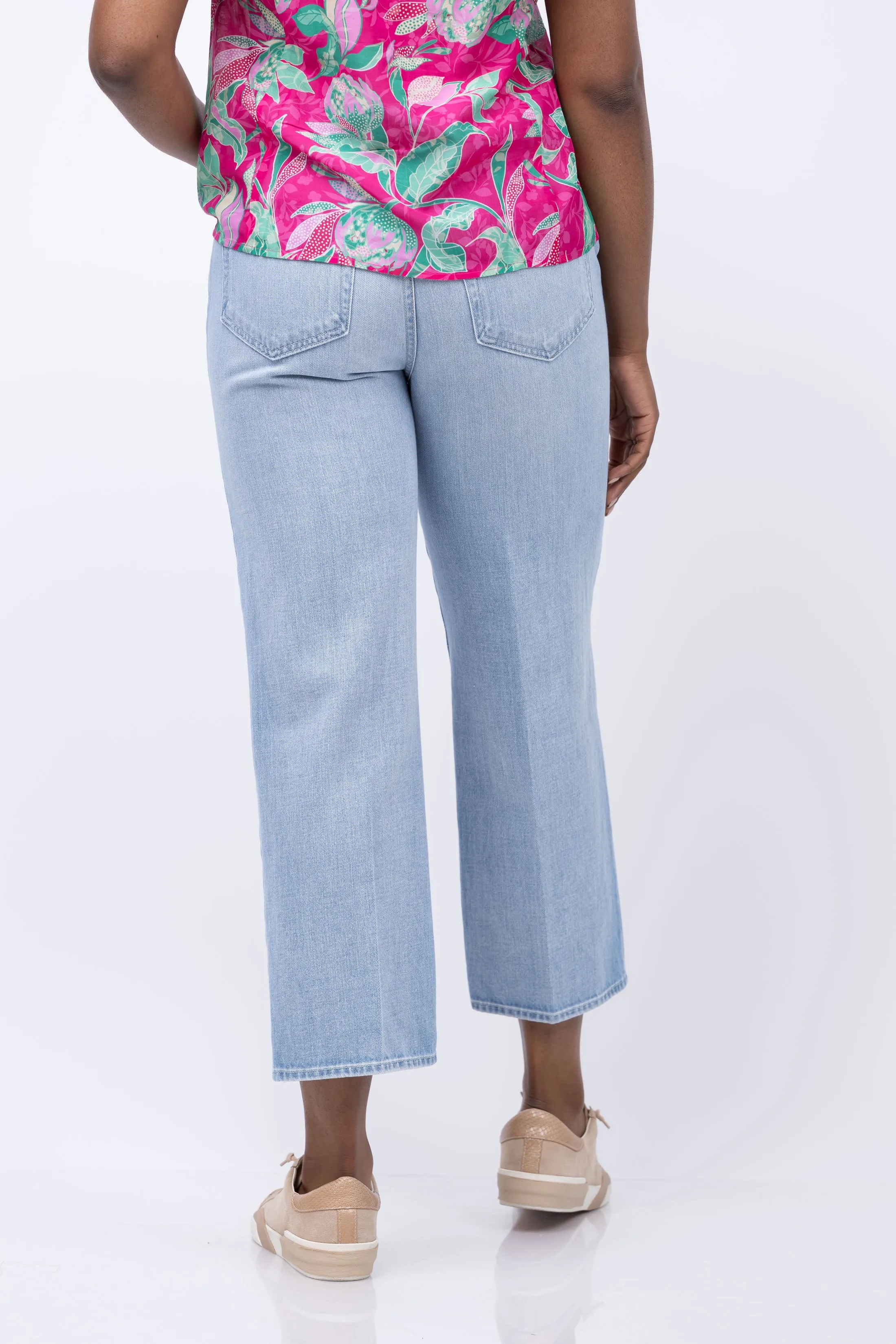 L'AGENCE June High Rise Crop Stovepipe Jeans in Palisade