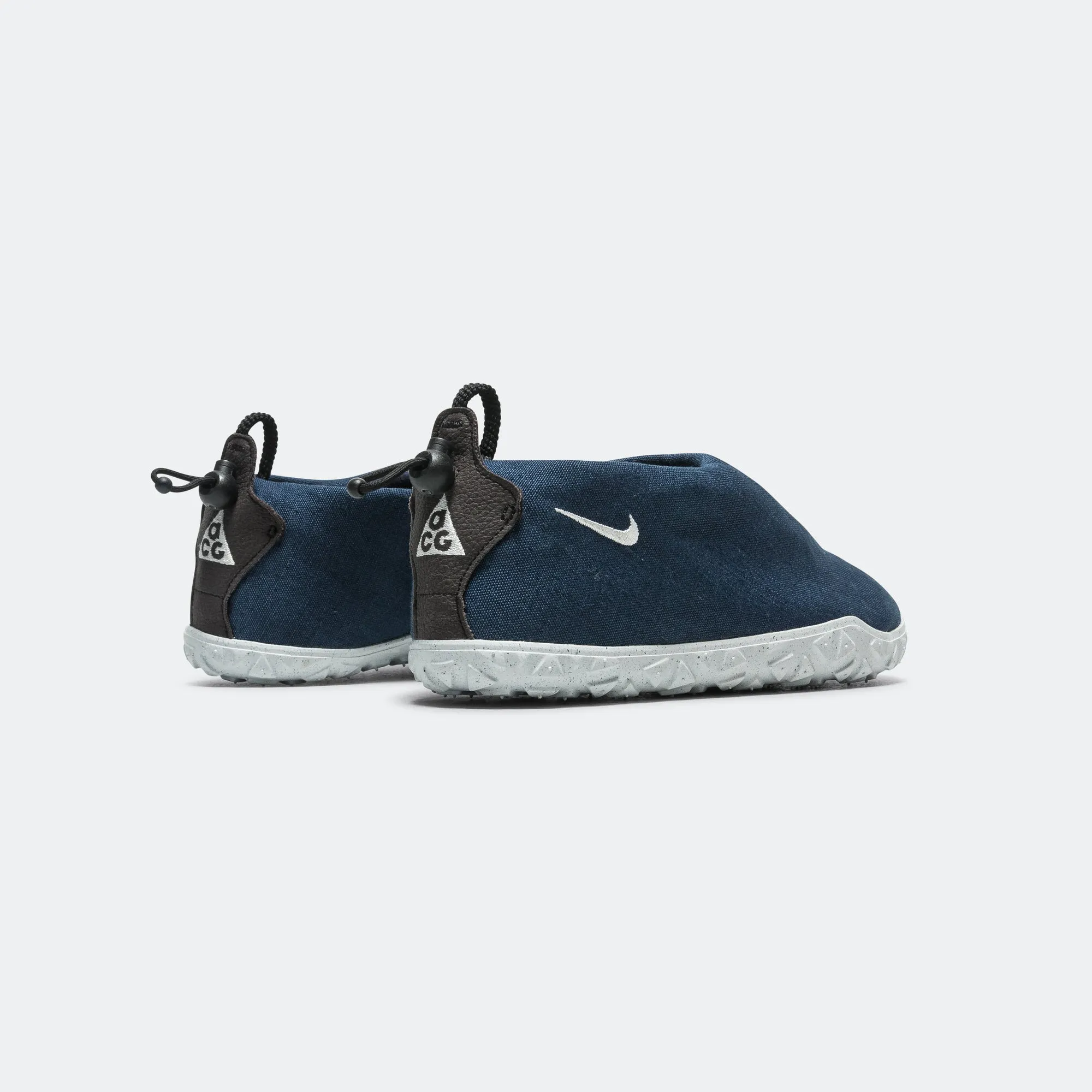 Moc - Armory Navy/Sail-Black-University Red