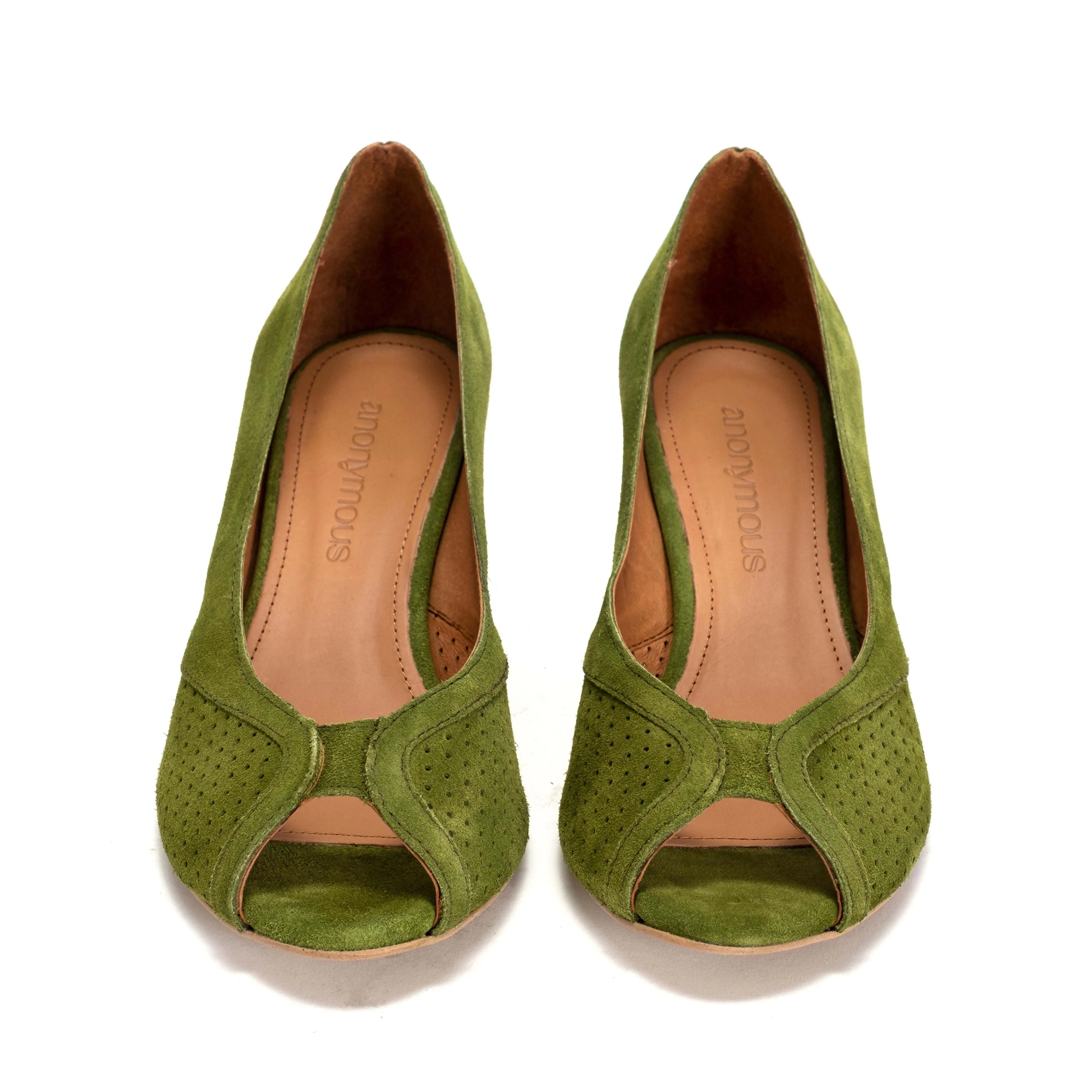 Tiffany Triangle Calf Suede Grass Green