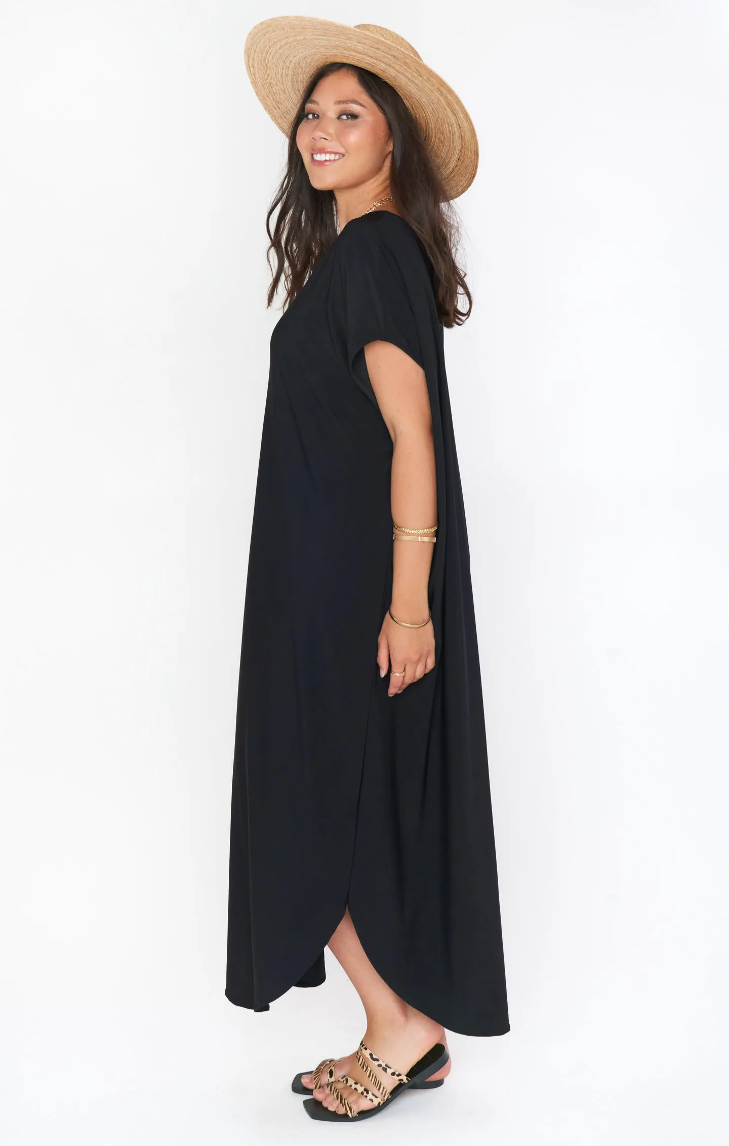 Worldly Caftan ~ Black